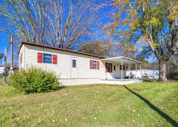 Waterloo Home: Walk To Pickwick Lake Fishing Pier!